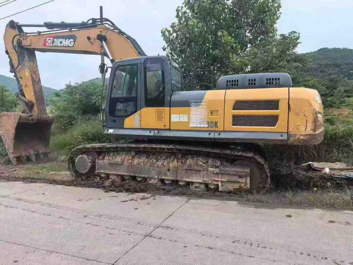 Buy XCMG XE380K Used Excavator / 1
