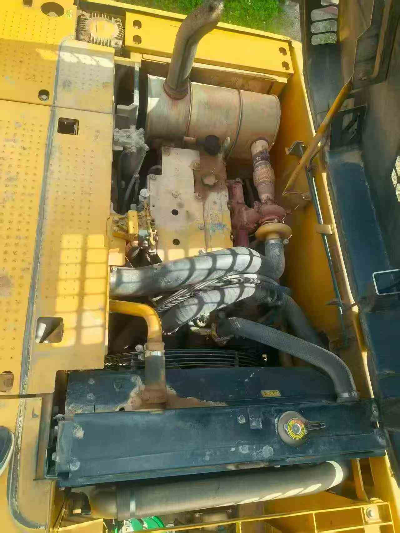 Buy Caterpillar 320D Used Excavator / 5
