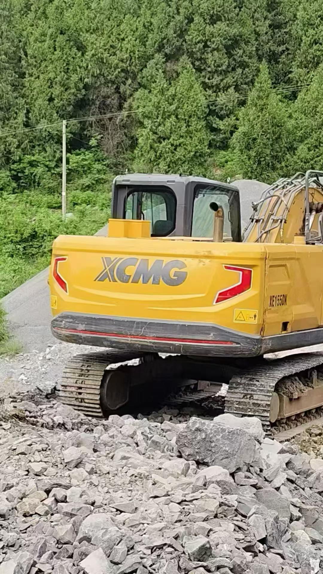 Buy XCMG XE135B Used Excavator / 3