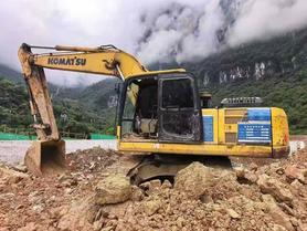 Buy Komatsu PC200 Used Excavator / 3 Buy Komatsu PC200 Used Excavator / 3