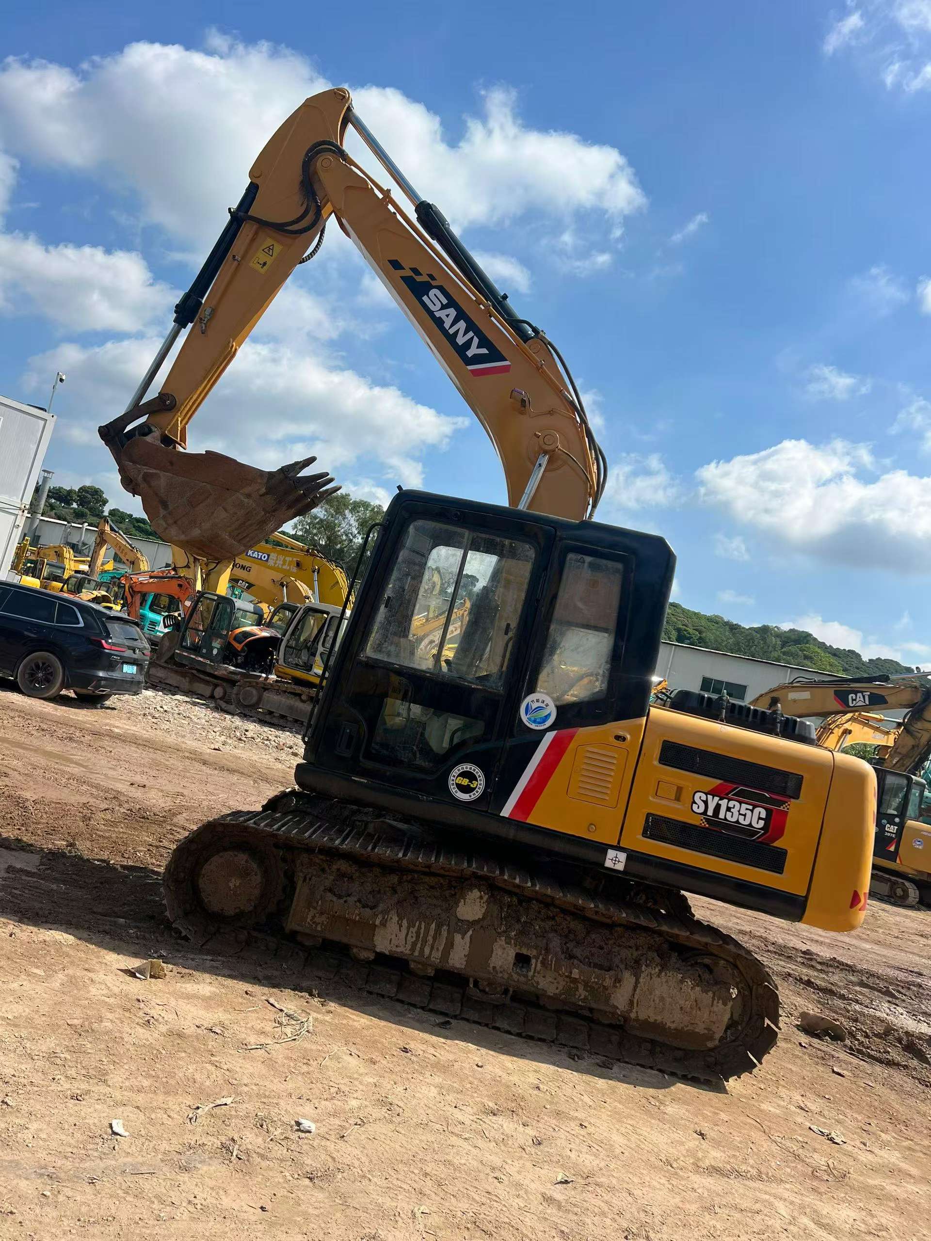 Buy Sany SY125C-10 Used Excavator / 2