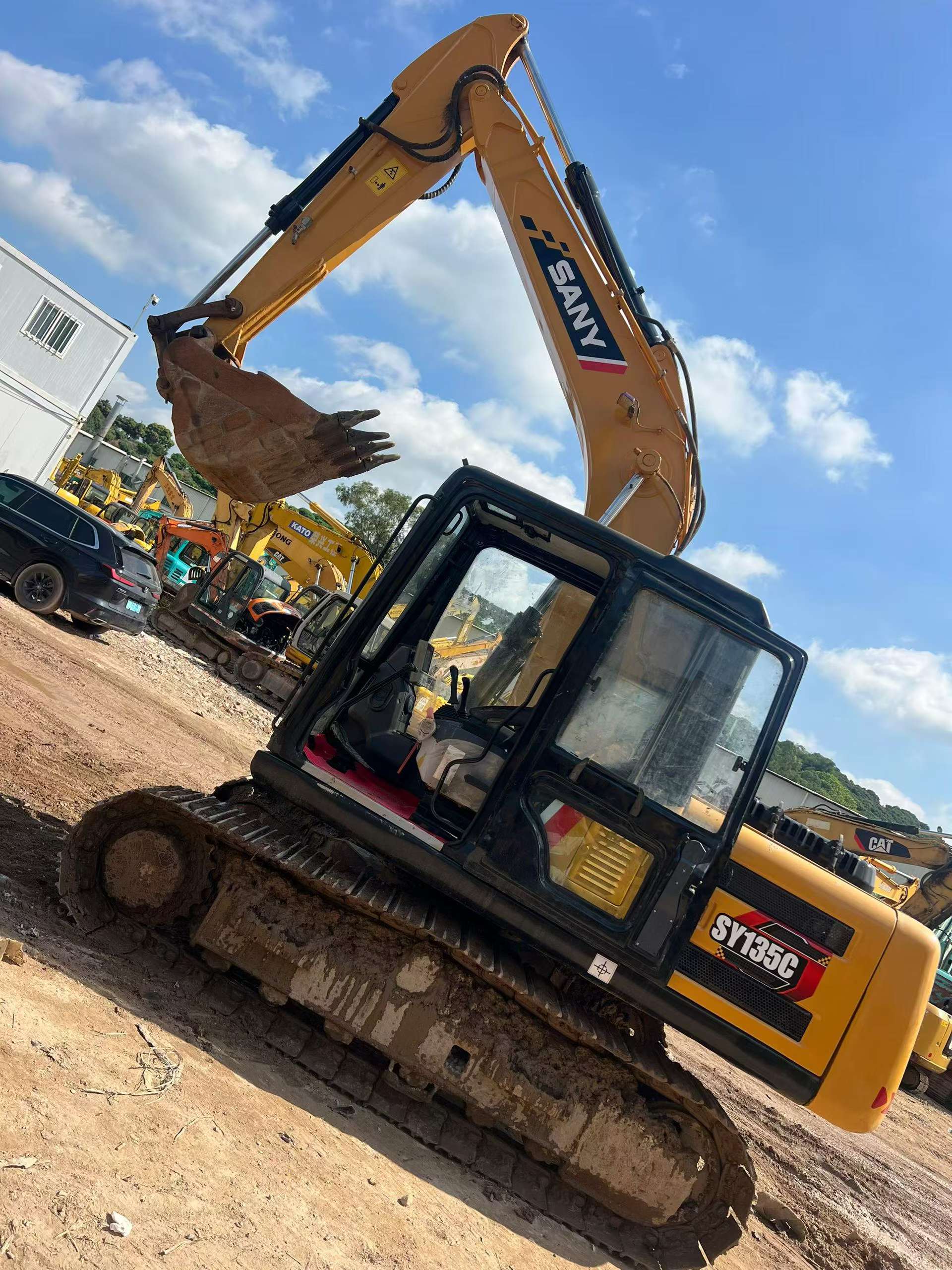 Buy Sany SY125C-10 Used Excavator / 7
