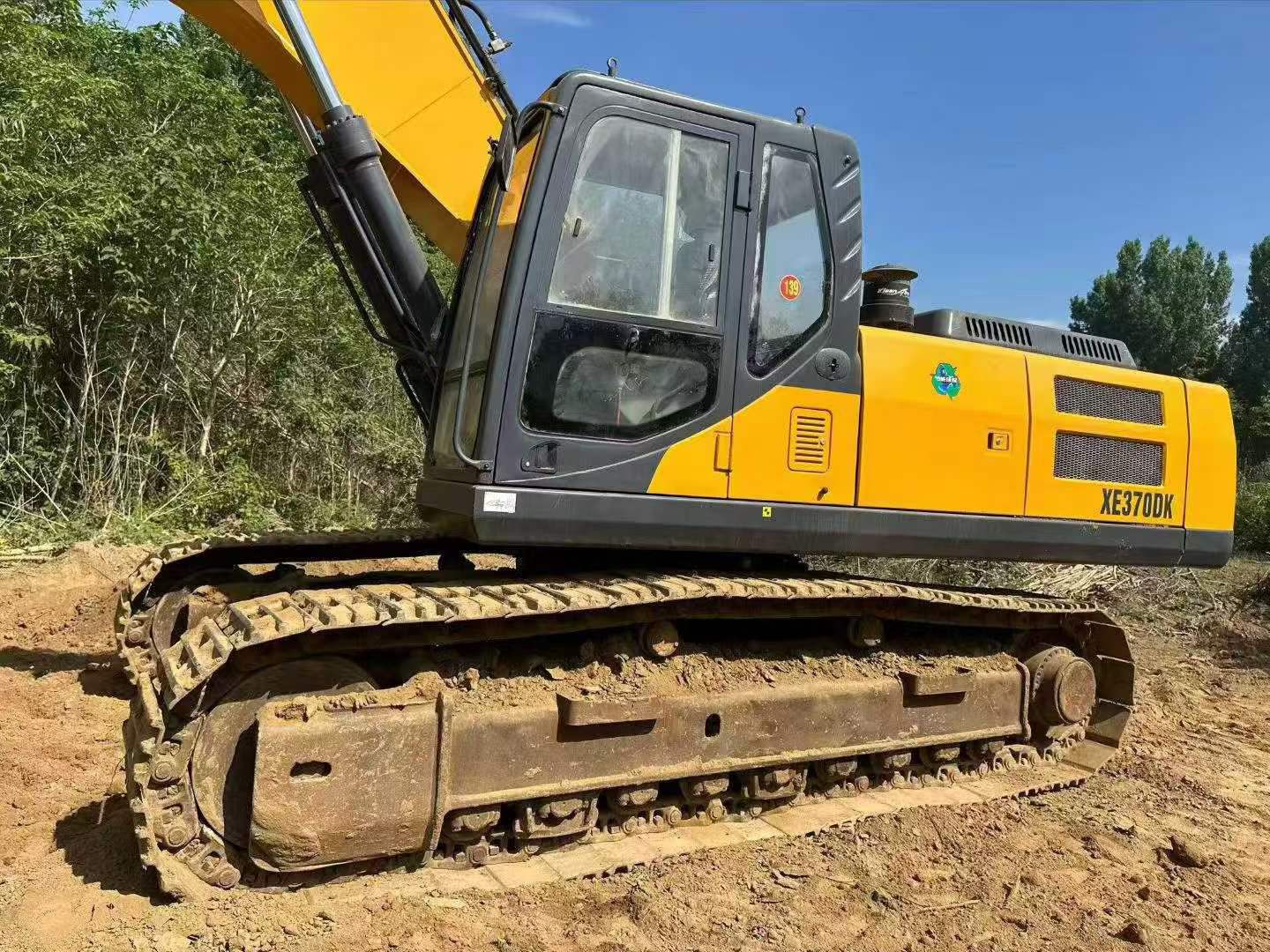 Buy XCMG XE370 Used Excavator / 9