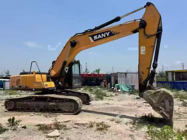 Buy Sany SY215C-8 Used Excavator / 1