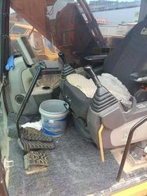 Buy Caterpillar 330B Used Excavator / 6 Buy Caterpillar 330B Used Excavator / 6