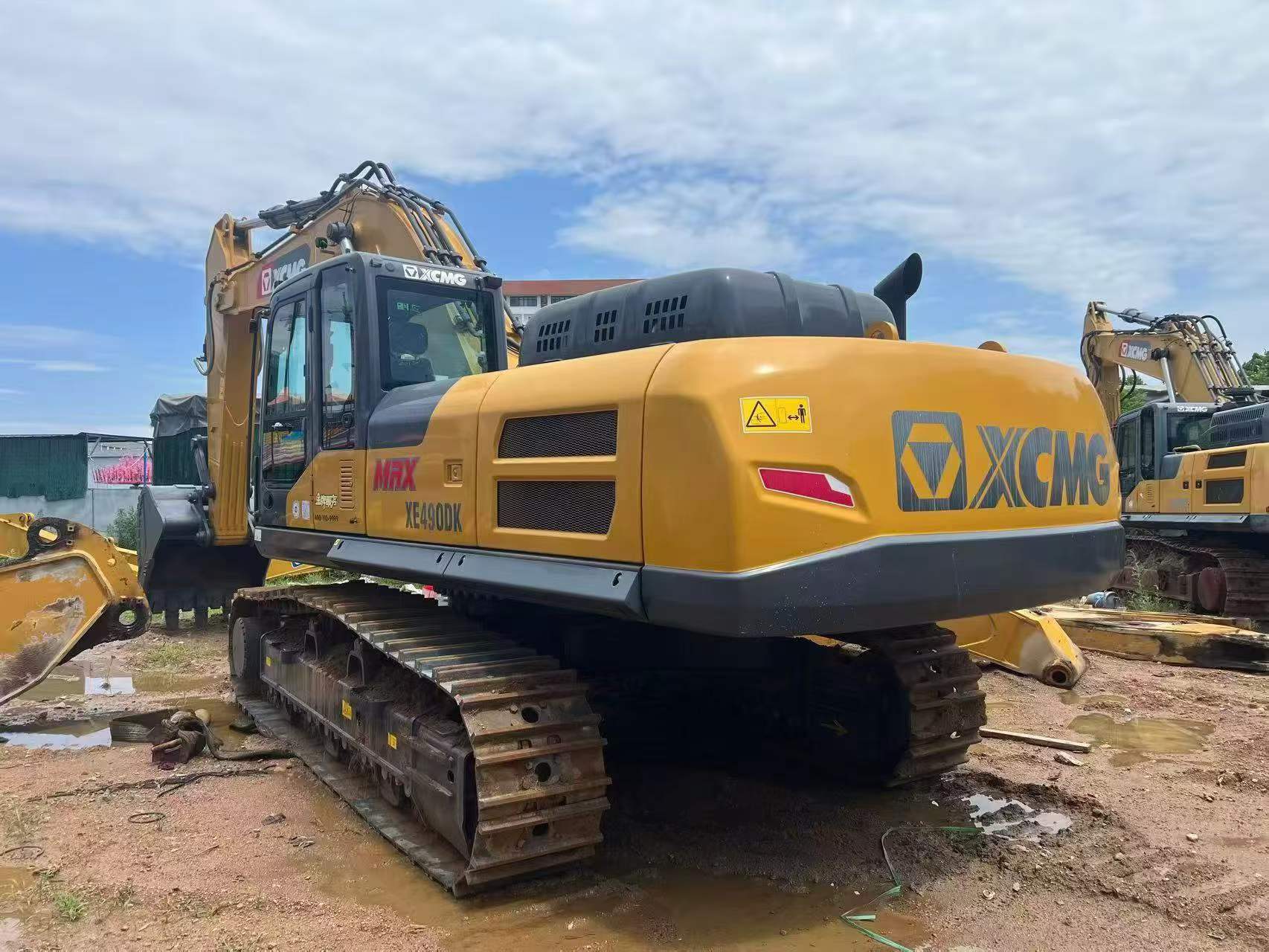 Buy XCMG XE380K Used Excavator / 2