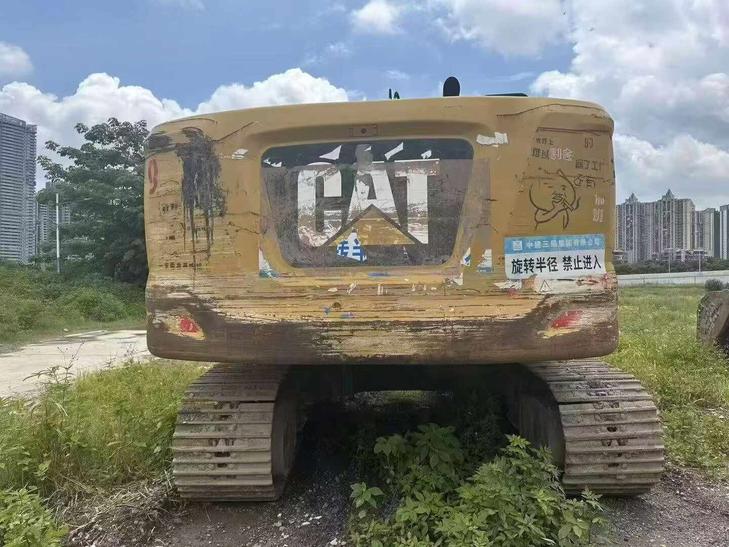 Buy Caterpillar 323 Used Excavator / 1