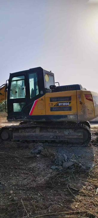Buy Sany SY135 Used Excavator / 1