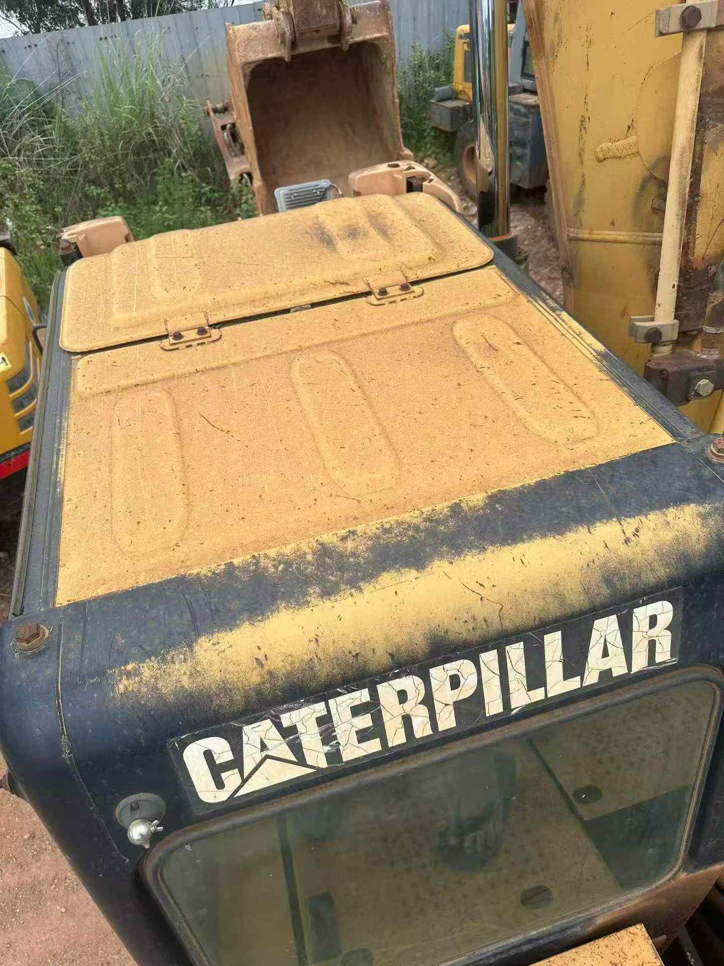 Buy Caterpillar 320D Used Excavator / 4