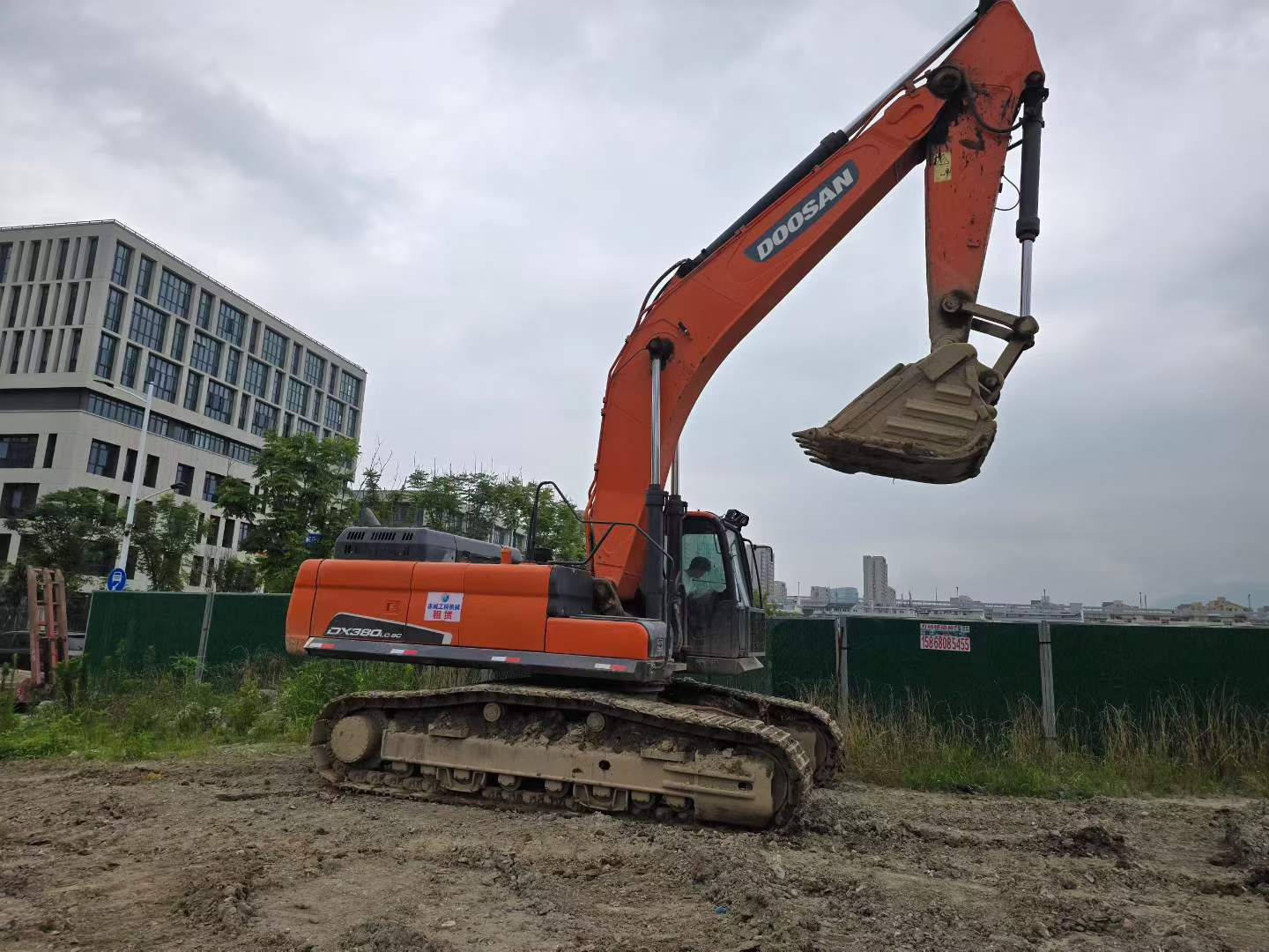 Buy Doosan DX380LC-5 Used Excavator / 7