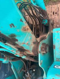 Buy Kobelco SK200-2 Used Excavator / 6 Buy Kobelco SK200-2 Used Excavator / 6