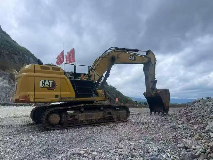 Buy Caterpillar 349E Used Excavator / 1
