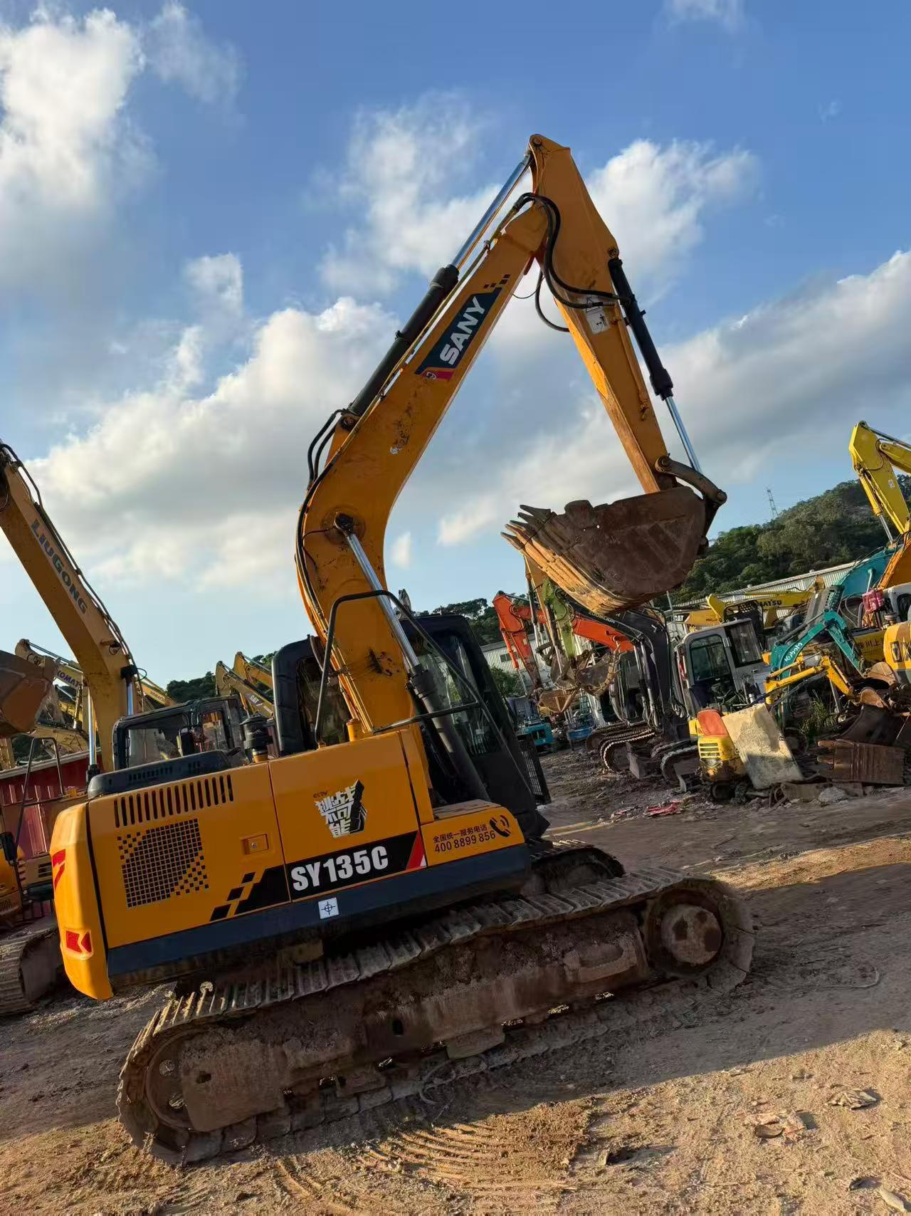 Buy Sany SY135 Used Excavator / 2