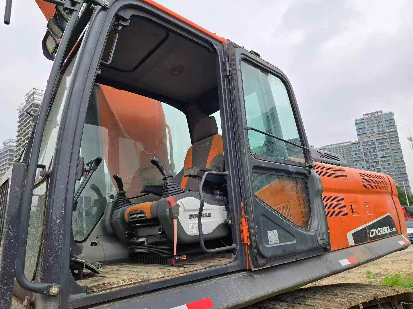 Buy Doosan DX380LC-5 Used Excavator / 7