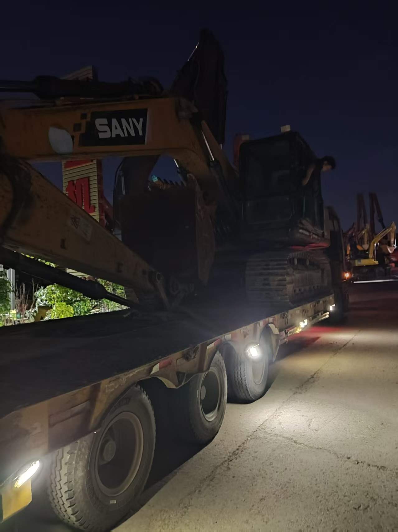 Buy Sany SY200C Used Excavator / 3