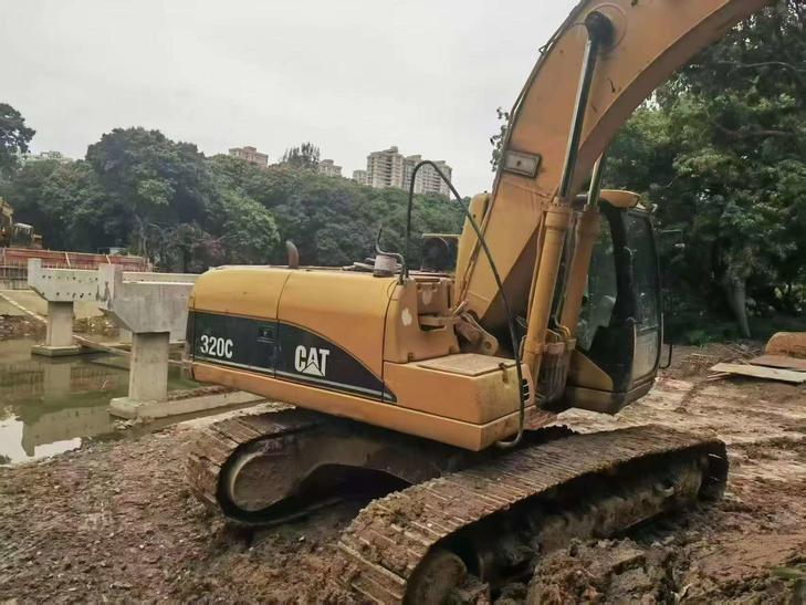Buy Caterpillar 320C Used Excavator / 1