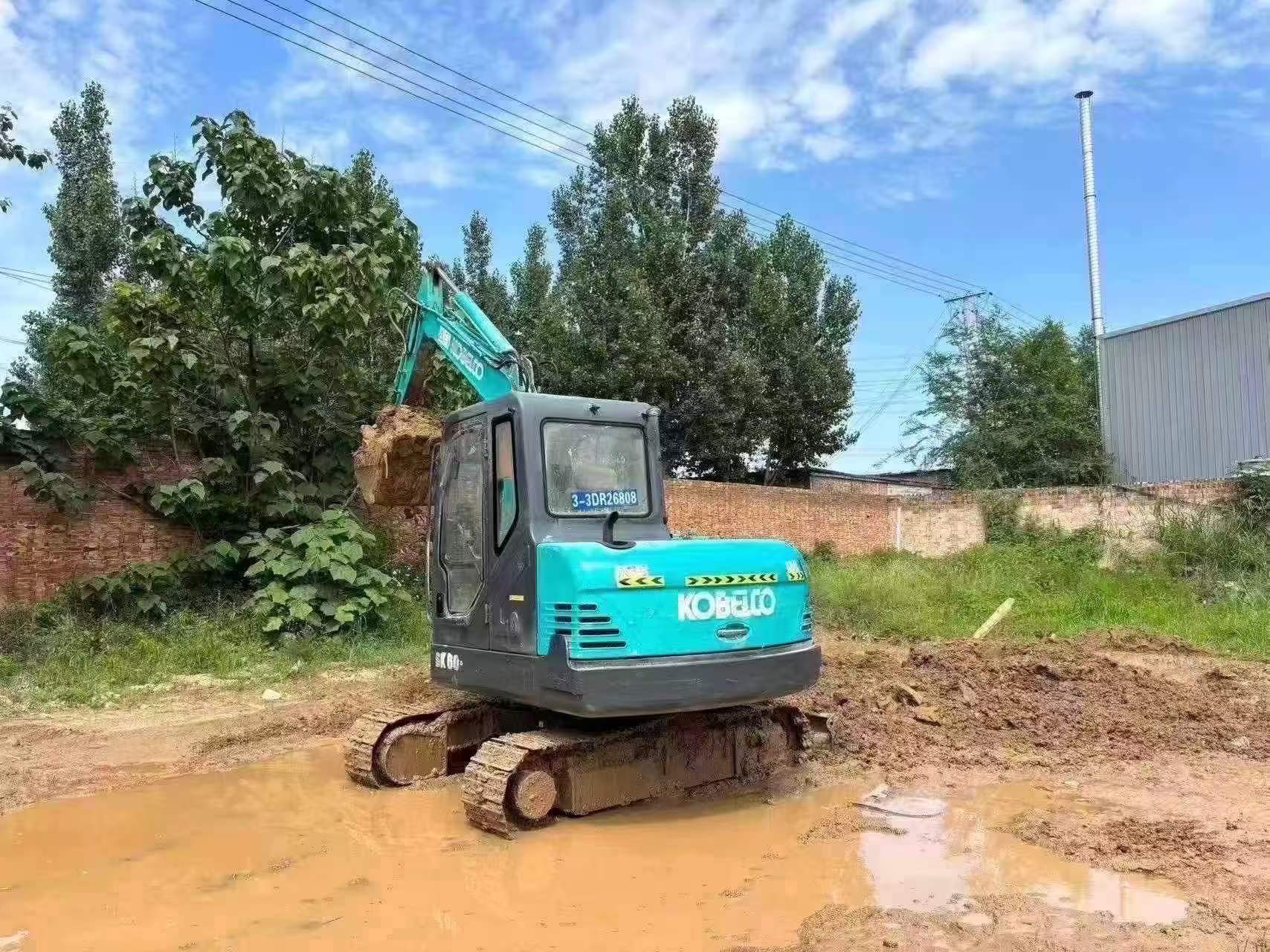 Buy Kobelco SK60 Used Excavator / 6
