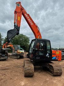Buy Hitachi EX120-6 Used Excavator / 9 Buy Hitachi EX120-6 Used Excavator / 9