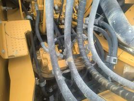 Buy Caterpillar 374D Used Excavator / 3 Buy Caterpillar 374D Used Excavator / 3