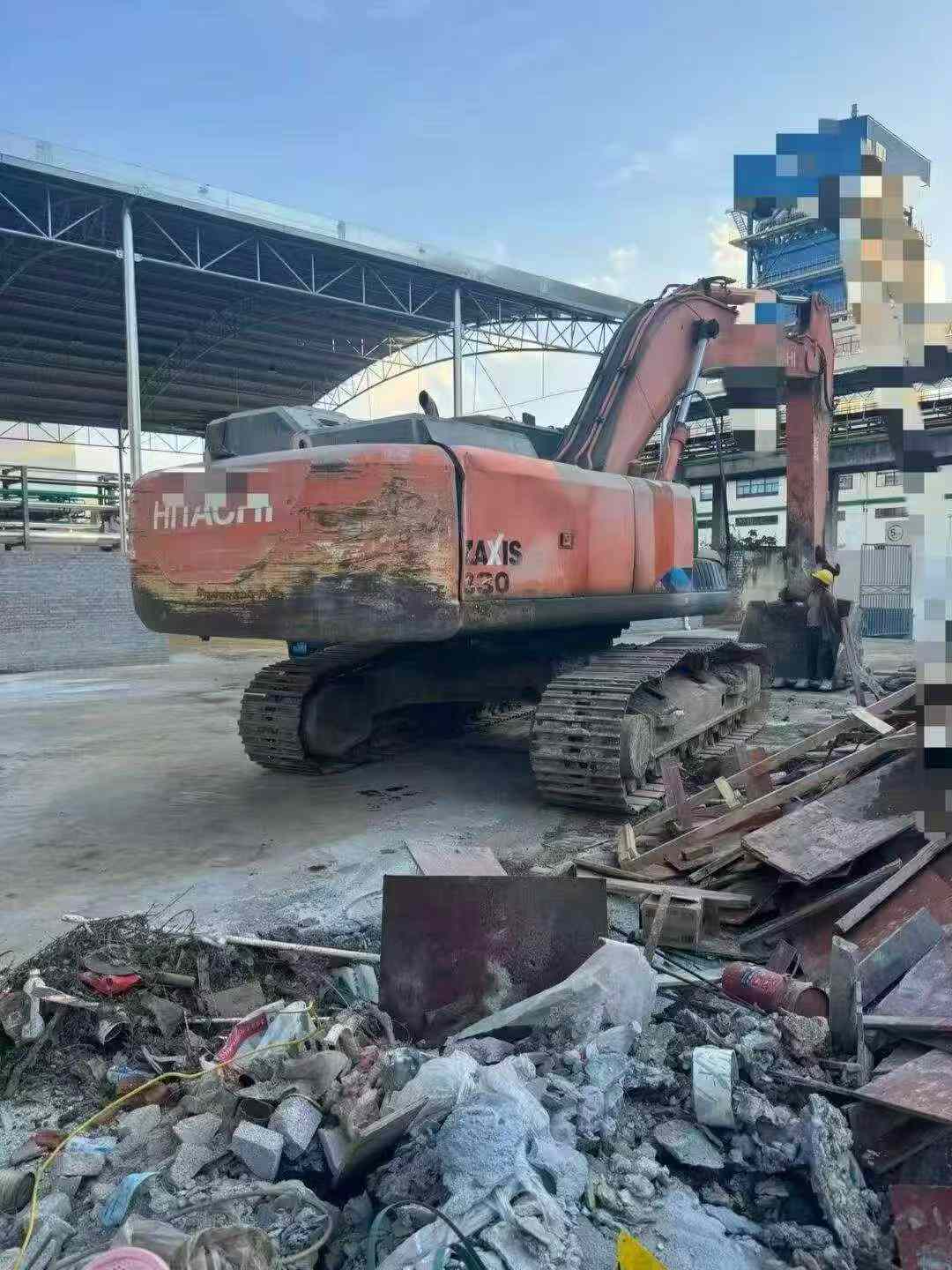 Buy Hitachi ZX330-5A Used Excavator / 4