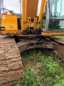 Buy Kato HD820R Used Excavator / 7 Buy Kato HD820R Used Excavator / 7