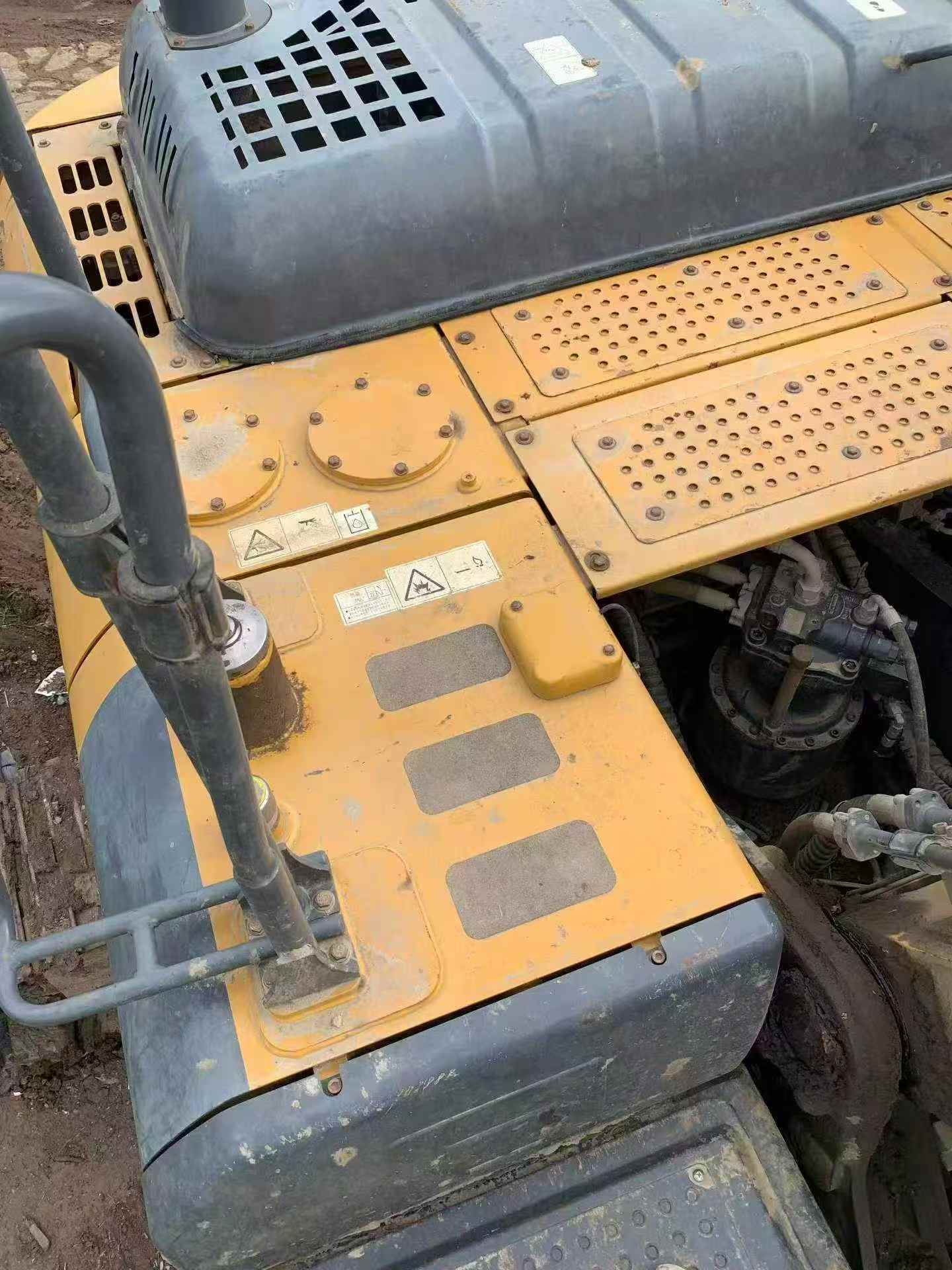 Buy XCMG XE205DA Used Excavator / 6