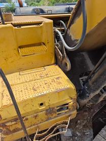 Buy Caterpillar 323DL Used Excavator / 8 Buy Caterpillar 323DL Used Excavator / 8