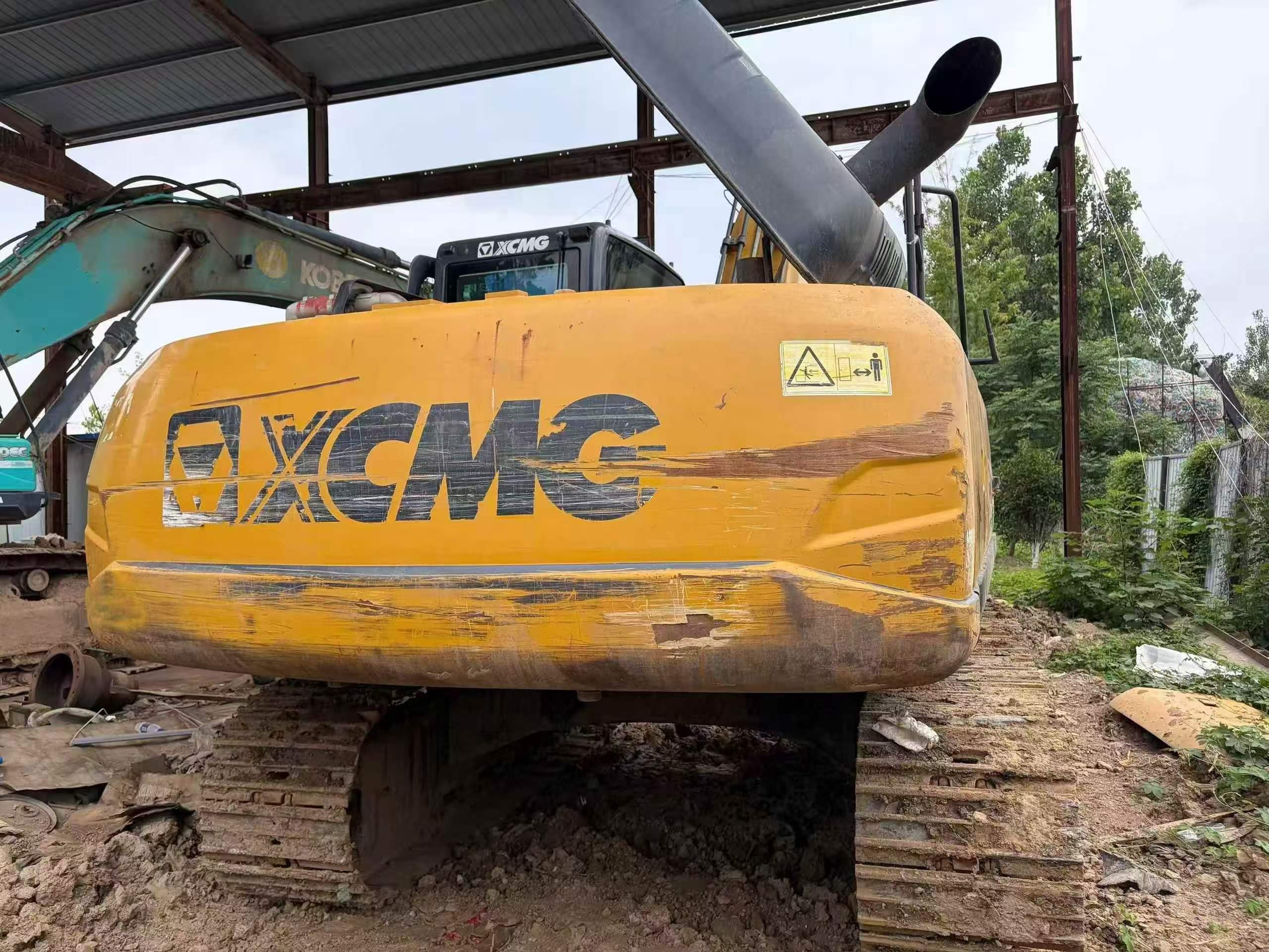 Buy XCMG XE200 Used Excavator / 3