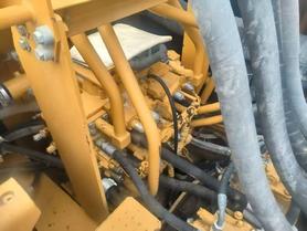 Buy Caterpillar 374D Used Excavator / 4 Buy Caterpillar 374D Used Excavator / 4