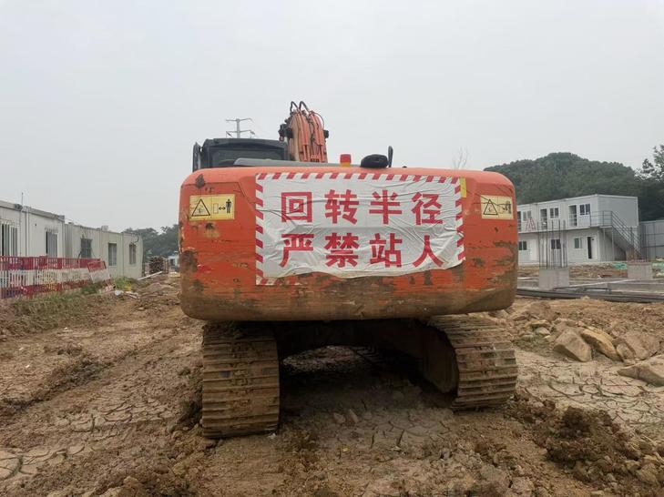 Buy Hitachi EX210-5 Used Excavator / 1