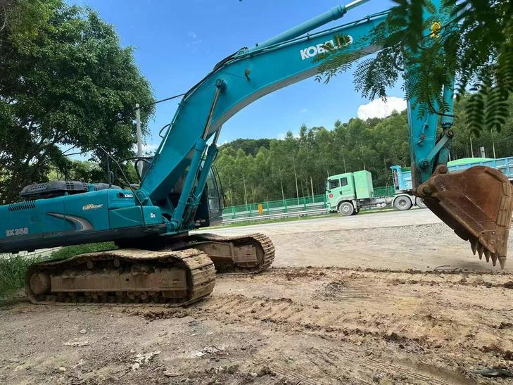 Buy Kobelco SK350-8 Used Excavator / 1