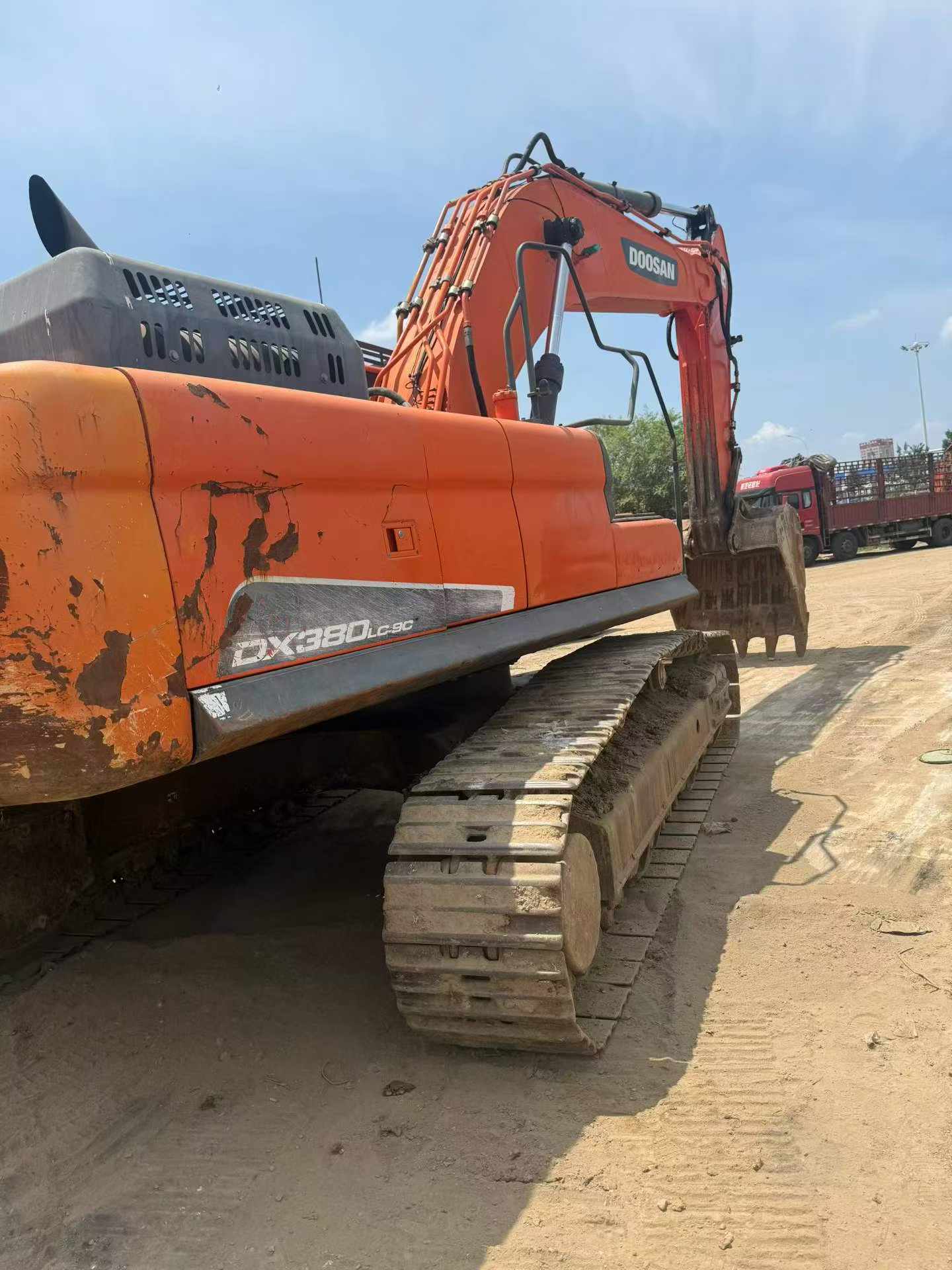 Buy Doosan DX380LC-5 Used Excavator / 2