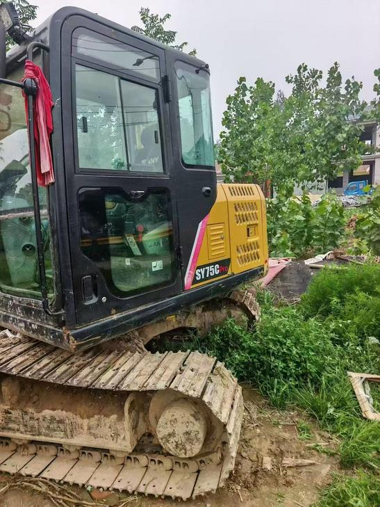 Buy Sany SY75 Used Excavator / 1