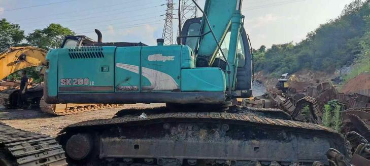Buy Kobelco SK260 Used Excavator / 1