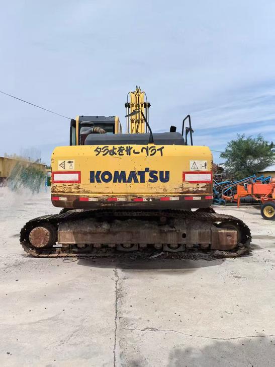 Buy Komatsu PC240-6 Used Excavator / 1