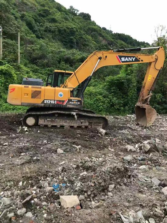 Buy Sany SY200C Used Excavator / 1
