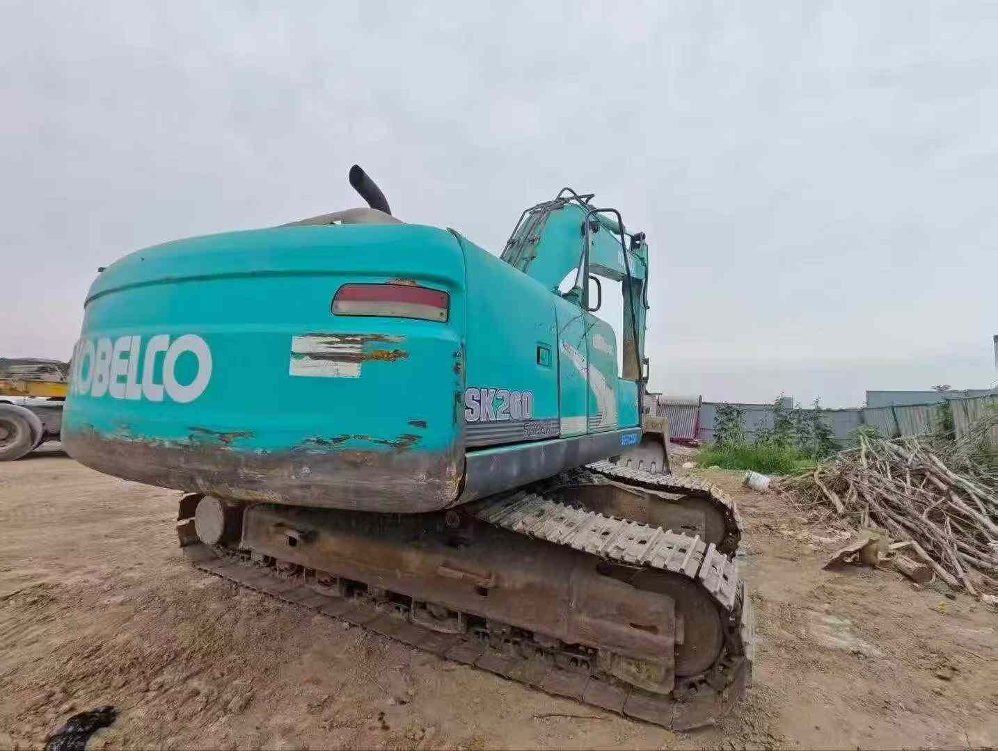 Buy Kobelco SK210 Used Excavator / 2
