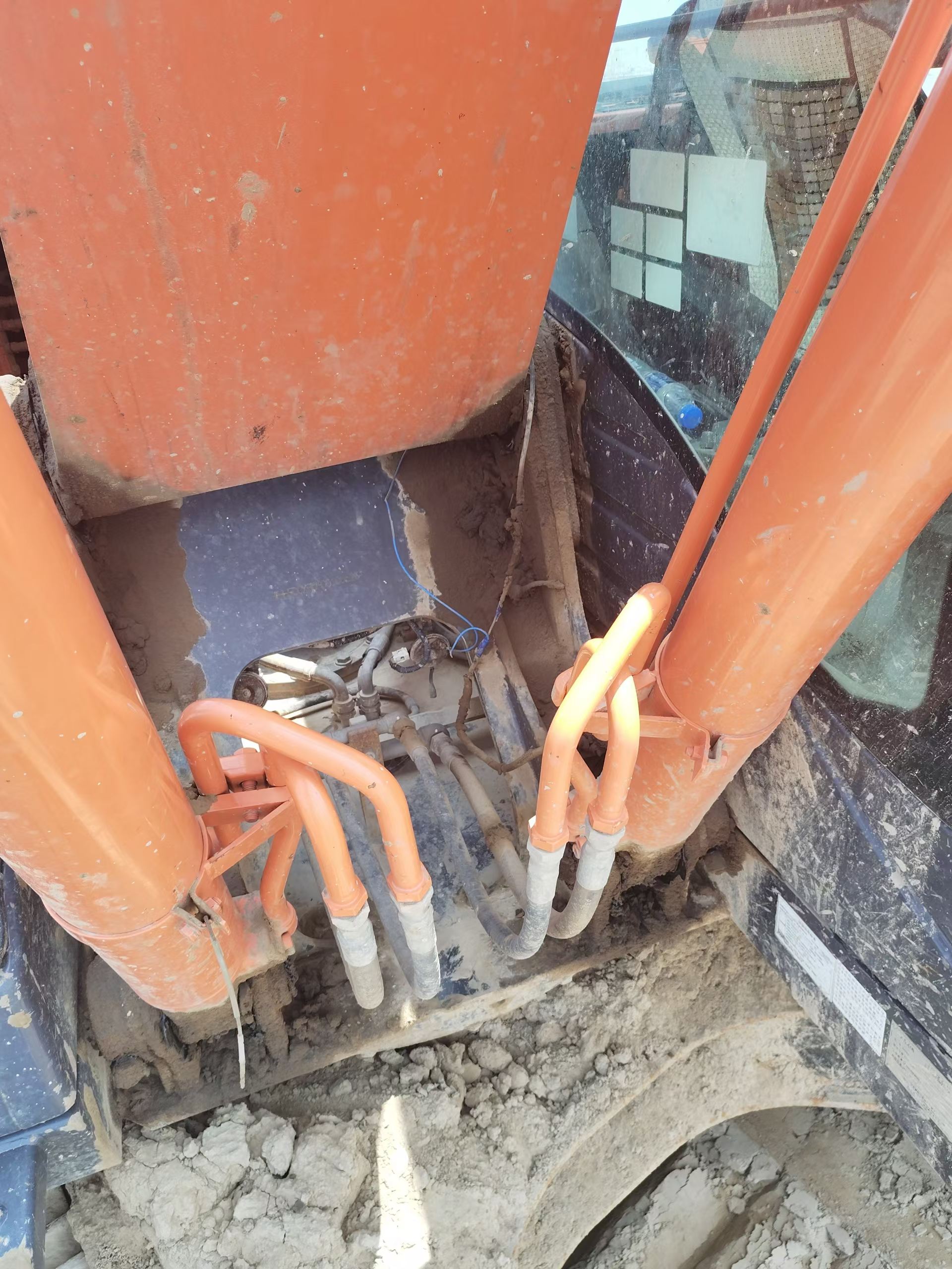 Buy Hitachi EX200 Used Excavator / 3