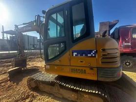 Buy XCMG XE60 Used Excavator / 2 Buy XCMG XE60 Used Excavator / 2