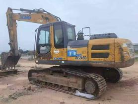 Buy XCMG XE215 Used Excavator / 4 Buy XCMG XE215 Used Excavator / 4