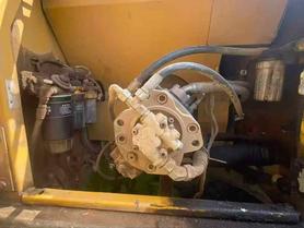 Buy JohnDeere E210 Used Excavator / 4 Buy JohnDeere E210 Used Excavator / 4