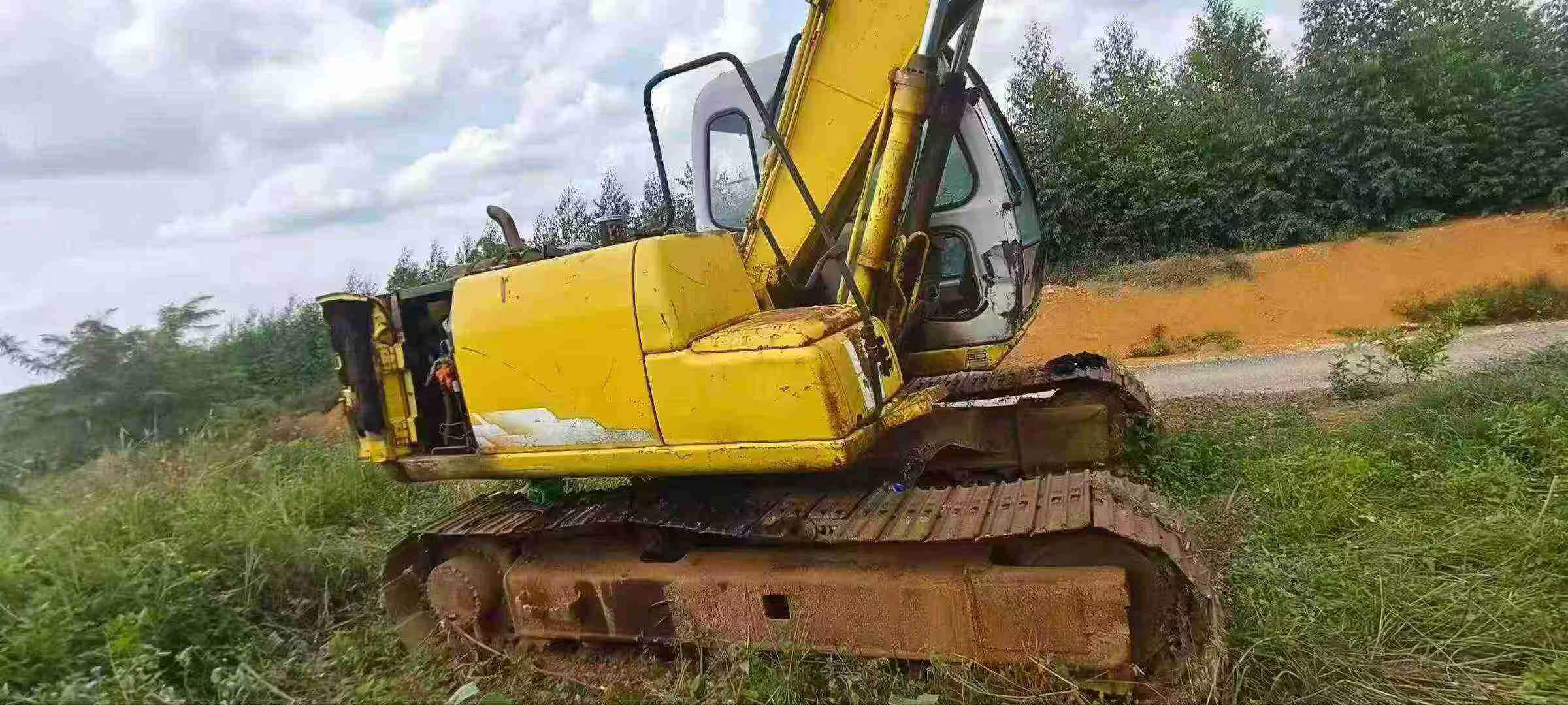 Buy Sumitomo SH120 Used Excavator / 4