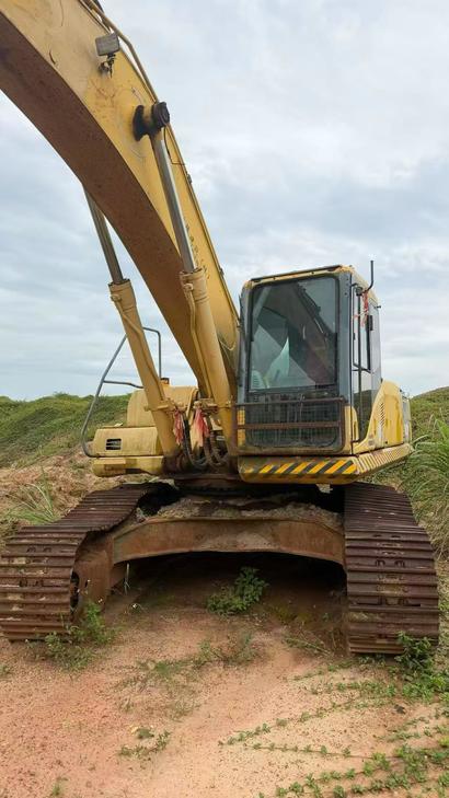 Buy Komatsu PC360-7 Used Excavator / 1