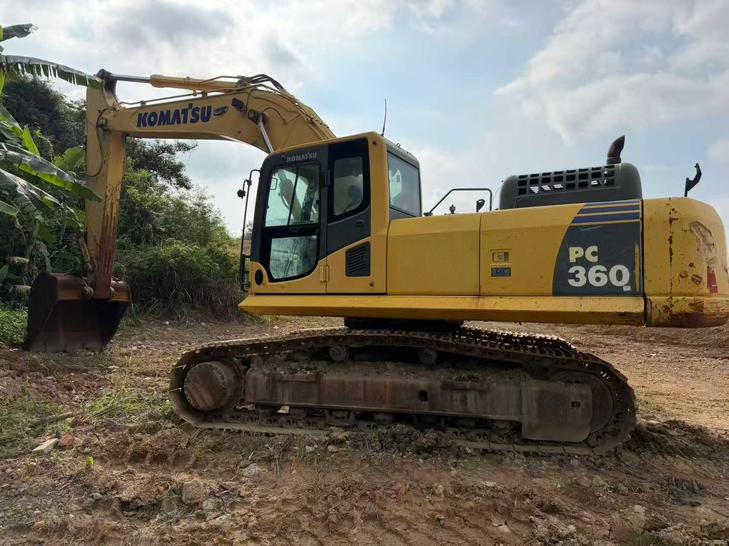 Buy Komatsu PC360-7 Used Excavator / 1