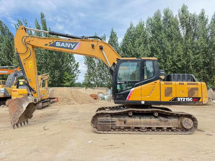Buy Sany SY205C Used Excavator / 1