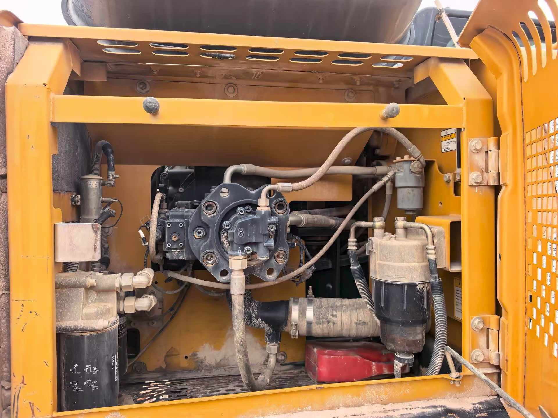Buy Sany SY200C Used Excavator / 3