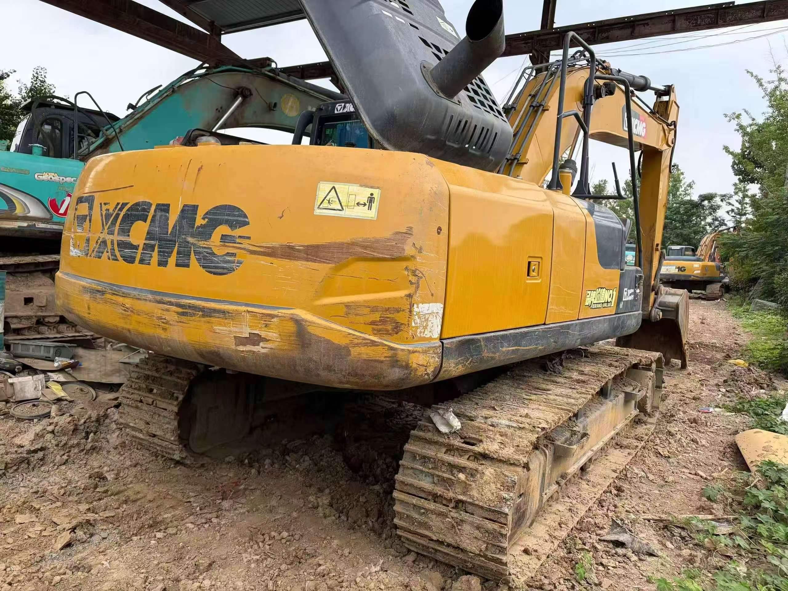 Buy XCMG XE200 Used Excavator / 2