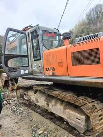 Buy Hitachi EX250-5 Used Excavator / 2 Buy Hitachi EX250-5 Used Excavator / 2