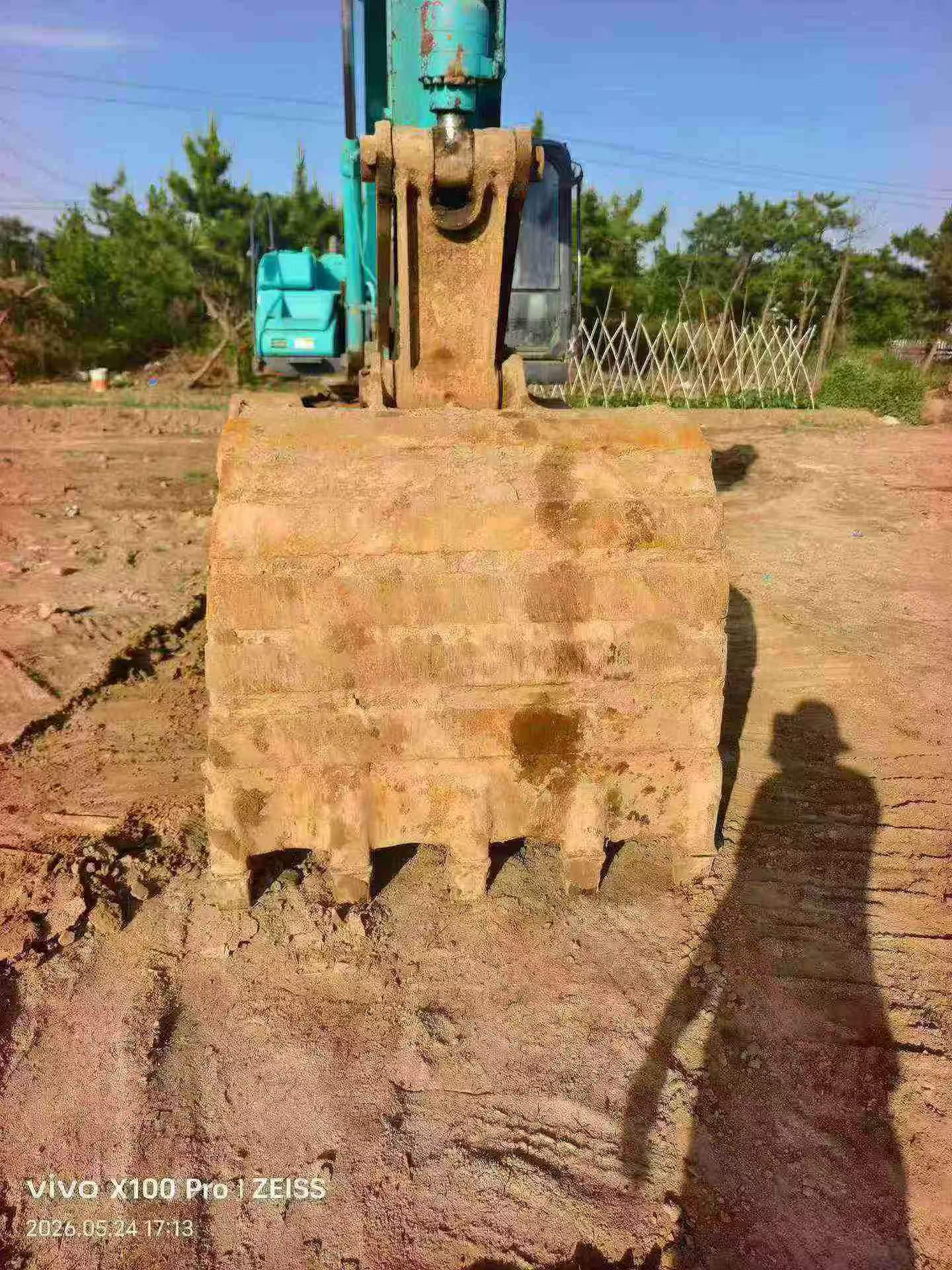 Buy Kobelco SK210 Used Excavator / 7