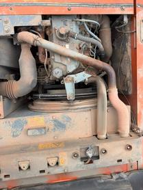 Buy Hitachi EX200-3 Used Excavator / 2 Buy Hitachi EX200-3 Used Excavator / 2